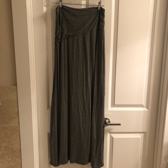 Bobeau gray maxi skirt - Picture 3 of 5